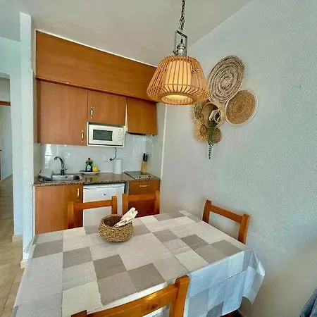 아파트 Cavalleria -apartamento Con Piscina Junto La Playa