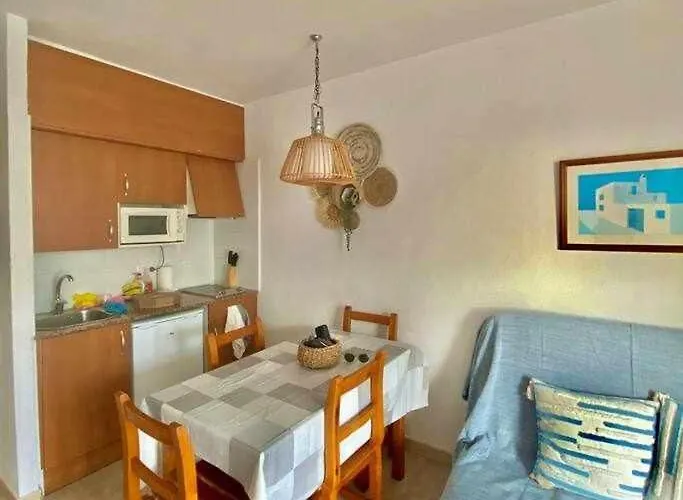 Cavalleria -apartamento Con Piscina Junto La Playa